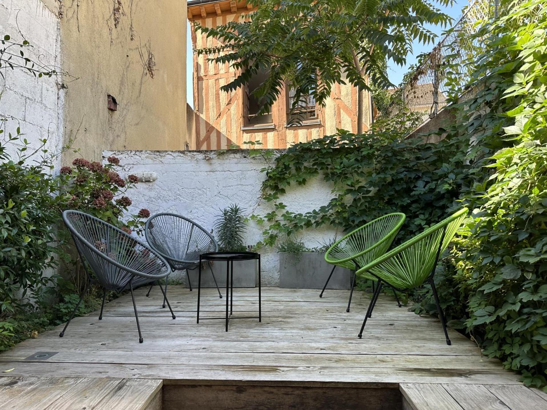 Maison Atypique En Centre-Ville Troyes Esterno foto